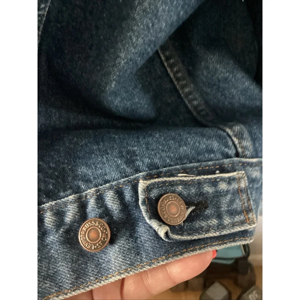 Vintage Levi's Trucker Denim Jacket 70505 0216 Size 46 Made In U.S.A